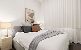 3 Bedroom Apartment Over Looking Newcastle